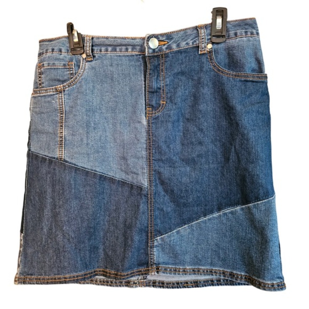Baccini Patchwork Denim Mini Skirt Size 8 Blue Colorblock Cotton Blend Stretch